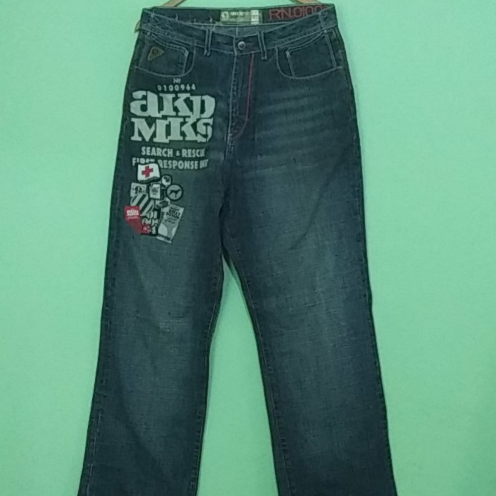 Akademiks Jeans - Search and Rescue W32 (Like New)